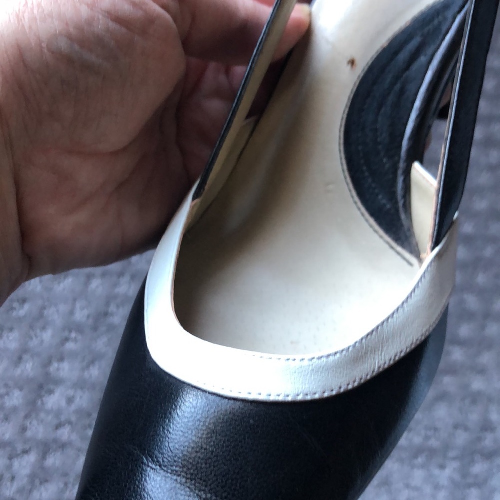 Kenneth Cole Reaction black and white heels. Size 10 - Picture 5 of 6